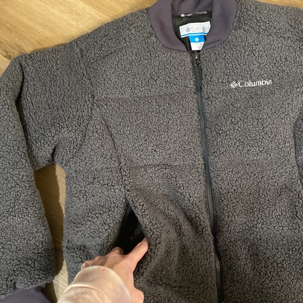 Last Day - Columbia Puffer Jacket - Picture 9 of 12